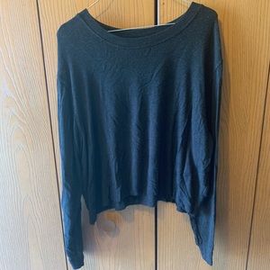 🌸 3/$20 Mossimo Gray Long Sleeve Top